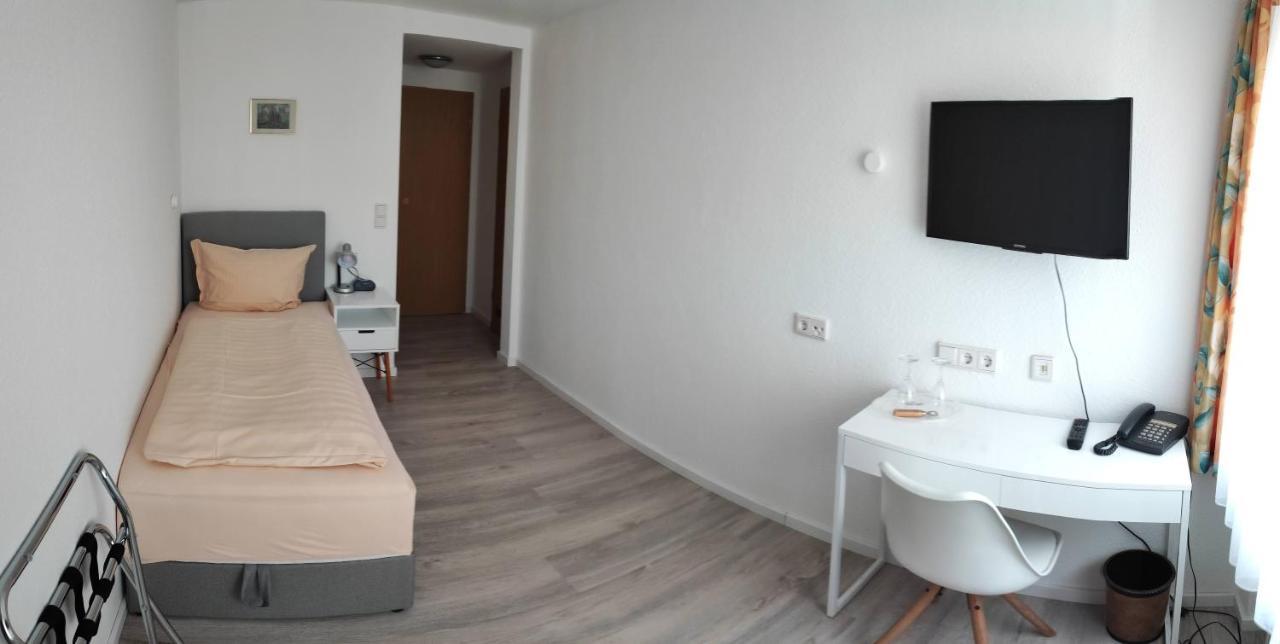 Hotel Schiff ラシュタット エクステリア 写真
