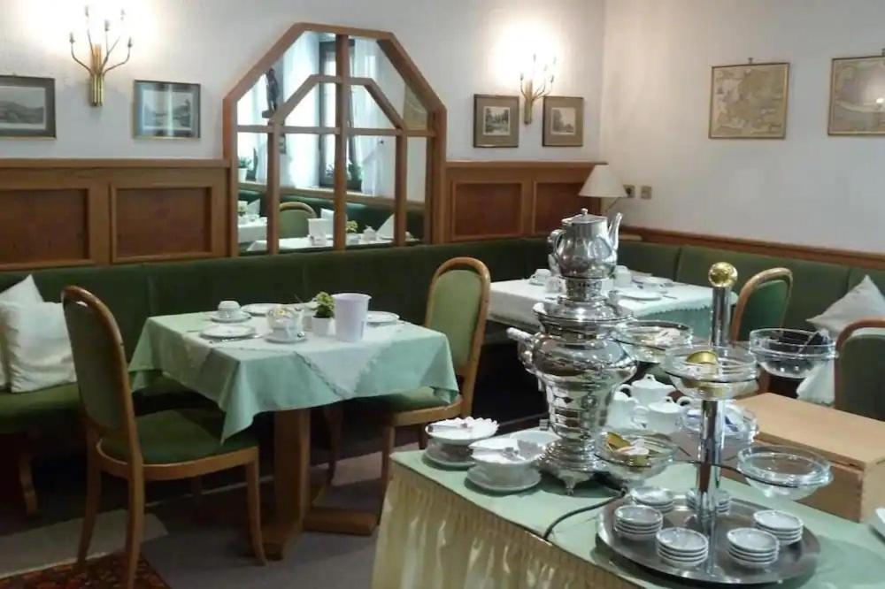 Hotel Schiff ラシュタット エクステリア 写真