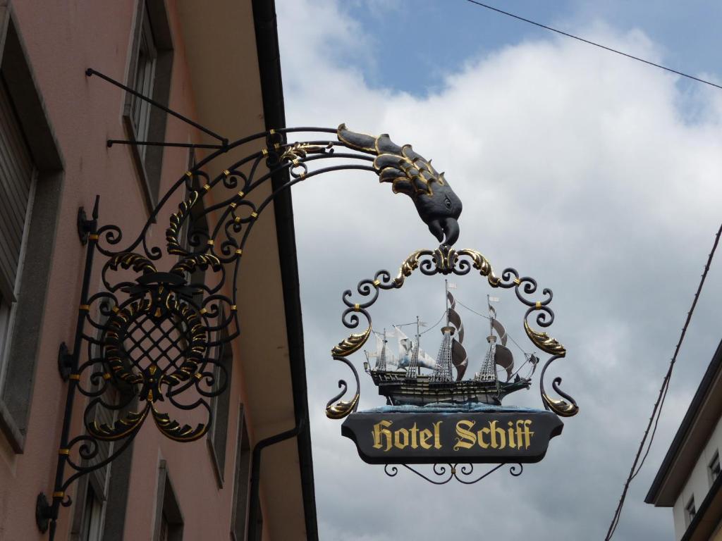 Hotel Schiff ラシュタット エクステリア 写真